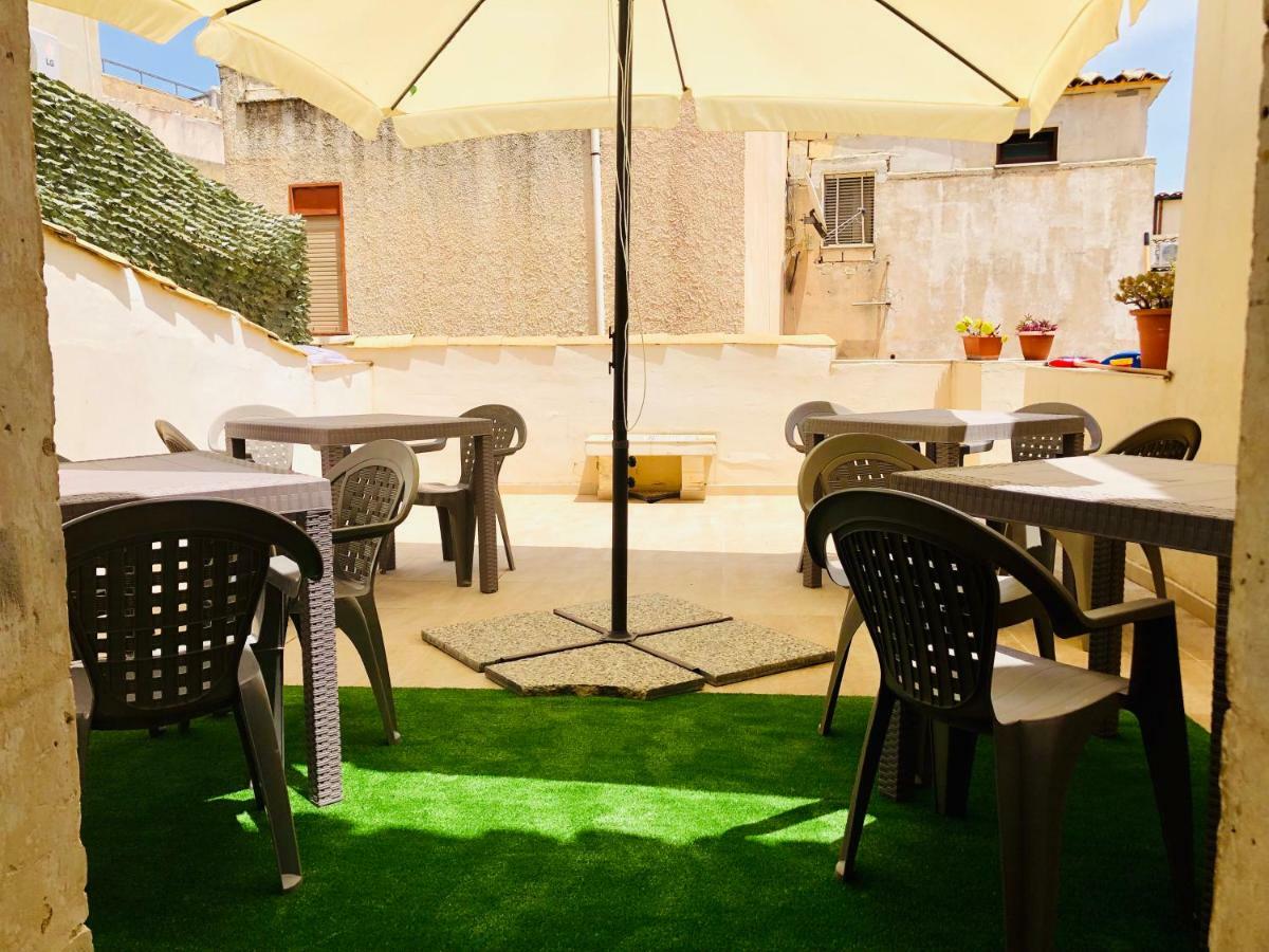 La Casa Del Barocco Hotel Noto Exterior photo